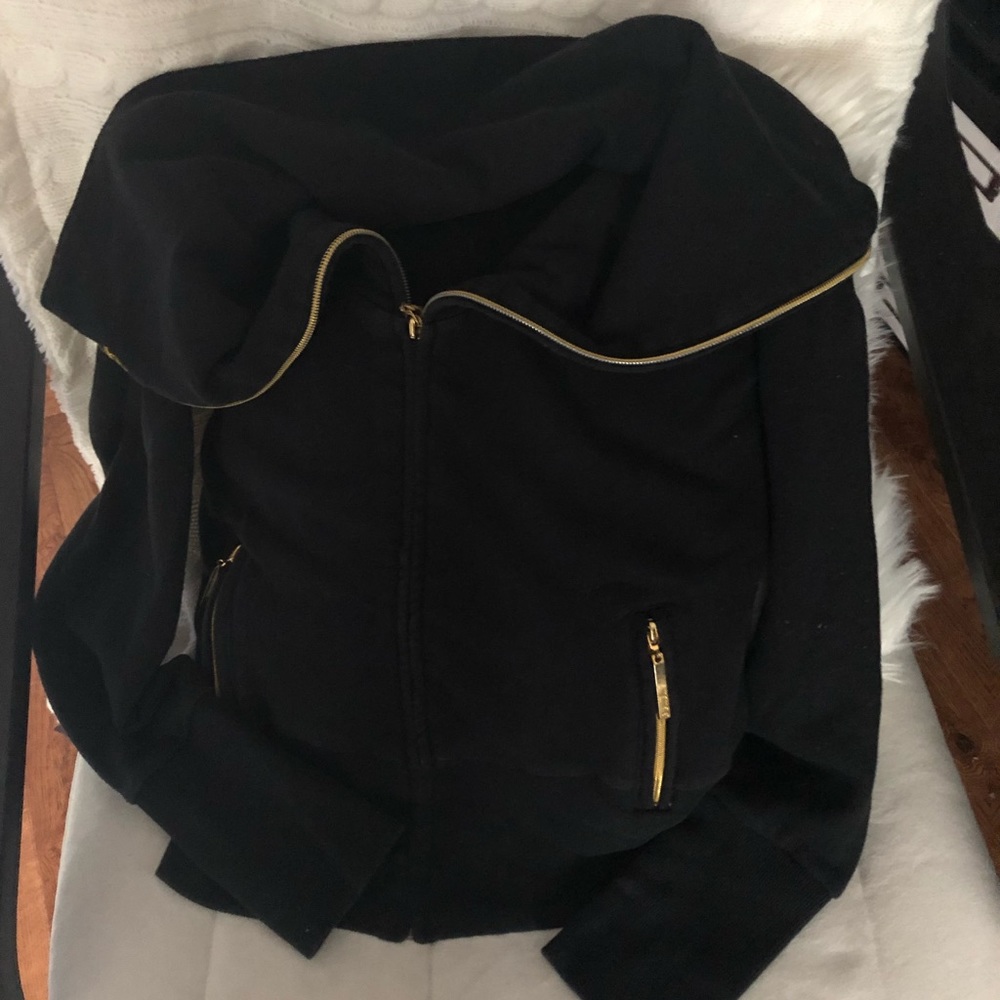 Bench Zippered Sweatshirt